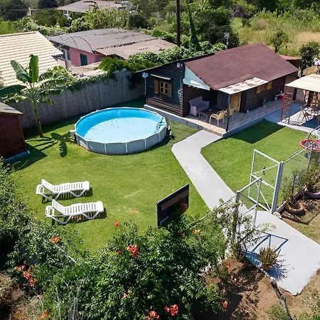 Апартаменты Maxim Wooden - Cozy With Private Pool