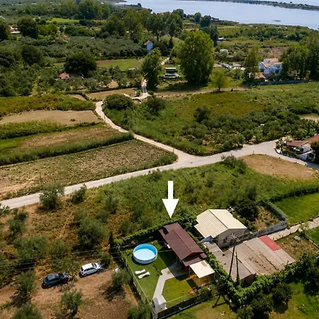 Appartamento Maxim Wooden - Cozy With Private Pool Halikounas